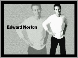 czarne spodnie, Edward Norton, bia�a koszulka