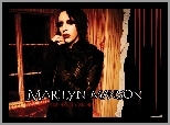Okno, Marilyn Manson