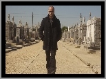 Jason Statham, Cmentarz
