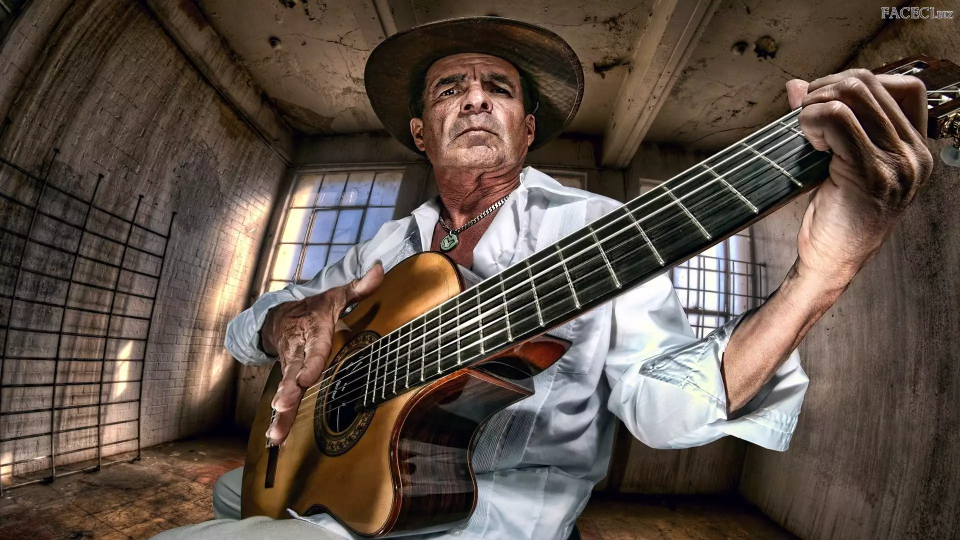 Mężczyzna, Gitara